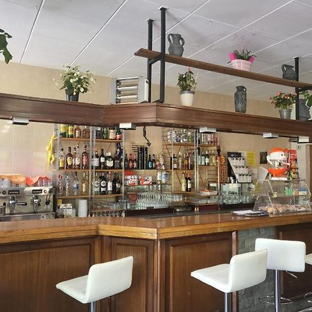 Alberg Restaurant Bellavista Santa Pau Exteriér fotografie