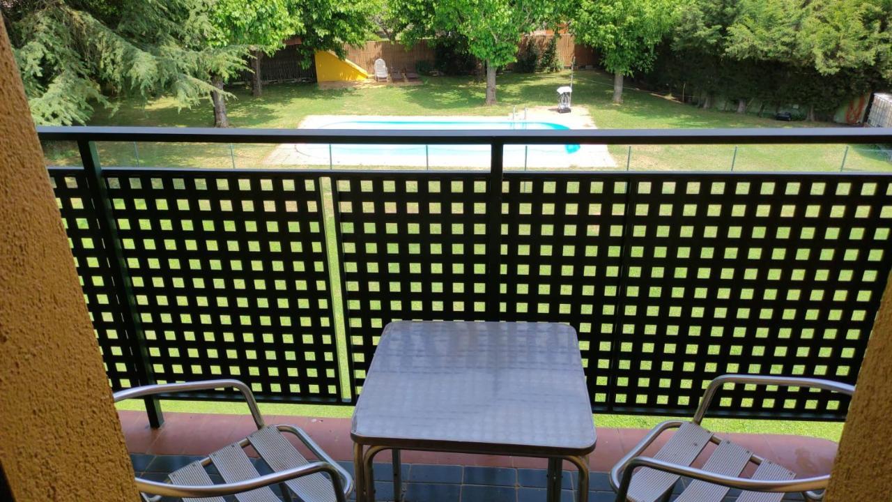 Alberg Restaurant Bellavista Santa Pau Exteriér fotografie